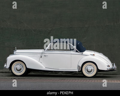 1952 Mercedes-Benz 220 cabriolet Banque D'Images