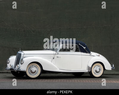 1952 Mercedes-Benz 220 cabriolet Banque D'Images