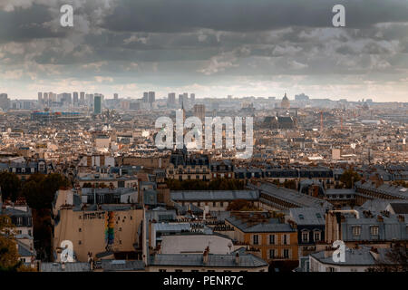 Panorama de Paris à partir de la Basilique du Sacré-Cœur. Paris, France. Banque D'Images