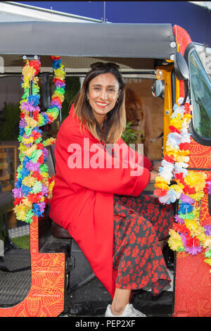 Anita Rani Nazran, mieux connue sous le nom d'Anita Rani, présentatrice de radio et de télévision britannique, animatrice d'événements et diffuseur primé RTS au Southport Flower Show. ROYAUME-UNI Banque D'Images