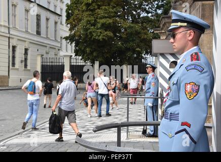 15 août 2018 - Prague, République tchèque - Août 15,2018 Prague République tchèque est très populaire chaque jour cette ville est visité par des milliers de touristes du monde entier (crédit Image : Â© Piotr Twardysko via Zuma Zuma Press fil) (Crédit Image : © Piotr Twardysko via Zuma sur le fil) Banque D'Images