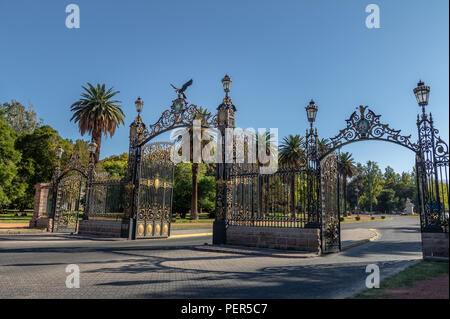 Les portes du parc (Portones del Parque) à General San Martin Park - Mendoza, Argentine Banque D'Images