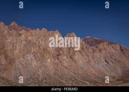 Montagnes près de Los Penitentes en été à Cordillera de los Andes - La Province de Mendoza, Argentine Banque D'Images