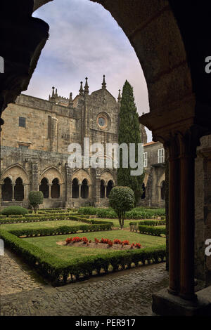 Cloître de la cathédrale de Santa Maria de Tui, Pontevedra, Galice, Espagne, Europe Banque D'Images