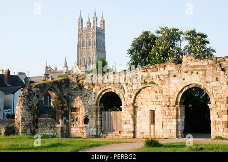 La cathédrale médiévale anglo-saxonne et prieuré de St Oswalds à Gloucester Banque D'Images