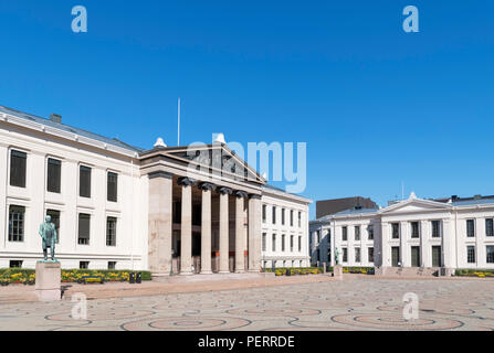 Le Campus central de l'Université d'Oslo, qui abrite maintenant la faculté de droit, Universitetsplassen, Karl Johans Gate, Oslo, Norvège Banque D'Images