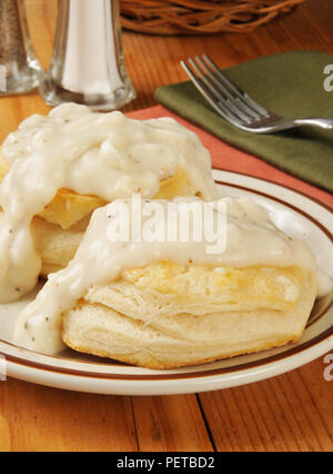 Des biscuits avec sauce poivre crème Banque D'Images