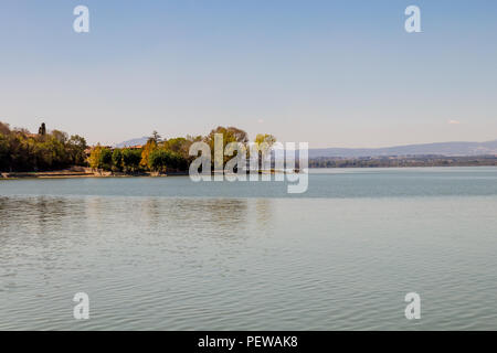 Italie : Détail d'une amarre du Lac Trasimène Banque D'Images