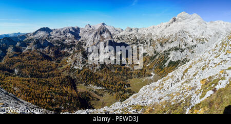 , Triglav avec une altitude de 2 863 mètres (9 395,2 pieds), est la plus haute montagne de Slovénie et le plus haut sommet des Alpes juliennes. Banque D'Images