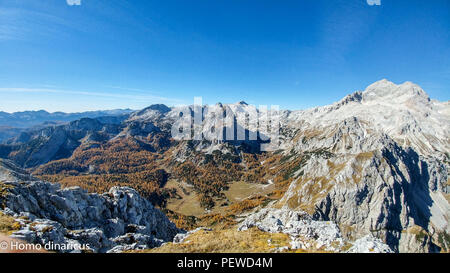 , Triglav avec une altitude de 2 863 mètres (9 395,2 pieds), est la plus haute montagne de Slovénie et le plus haut sommet des Alpes juliennes. Banque D'Images