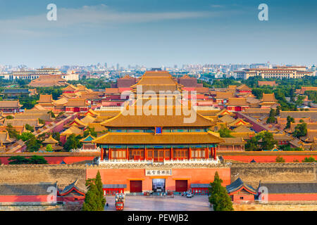 Beijing, Chine Cité Interdite et la porte de la paroi extérieure. Banque D'Images