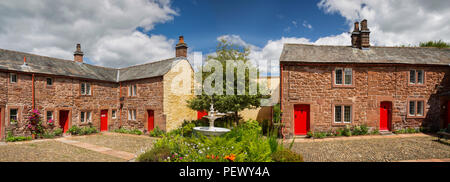 UK, Cumbria, Eden Valley, Appleby, St Anne's Hospital, 1651 Hospices, cour vue panoramique Banque D'Images