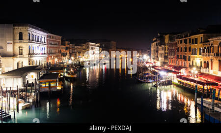 Grand Canal à Venise Italie pendant la nuit Banque D'Images