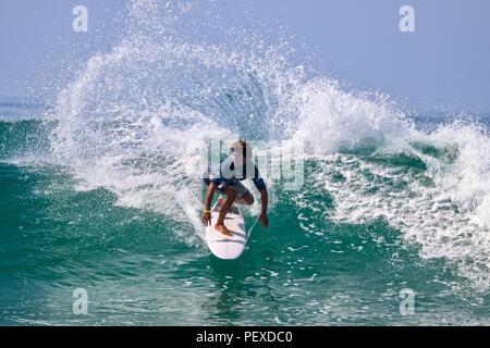 David do Carmo en compétition dans l'US Open de surf 2018 Banque D'Images