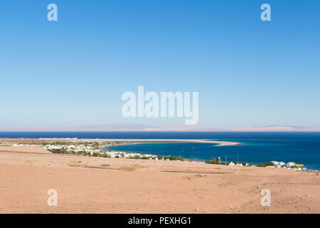 Vue de la Laguna baie de Dahab, Egypte Banque D'Images