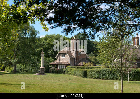 Hameau de Blaise, un groupe de 9 chalets, 1 e année, inscrits dans Henbury, Bristol, Royaume-Uni. Ils ont été conçus par John Nash et construite en 1809 pour les retraités Banque D'Images