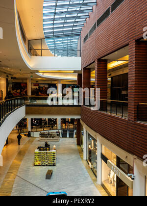 Cracovie, Pologne - 20 mars 2018 : l'intérieur Bonarka City Centre Banque D'Images