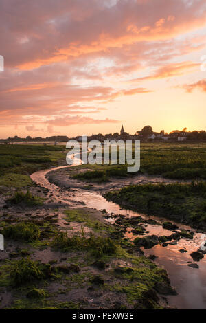 Coucher de soleil sur le port de Bosham paysage dans le West Sussex, UK Banque D'Images