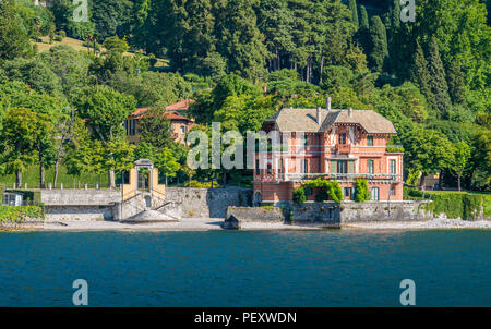 Cernobbio, beau village sur le lac de Côme, Lombardie, Italie. Banque D'Images