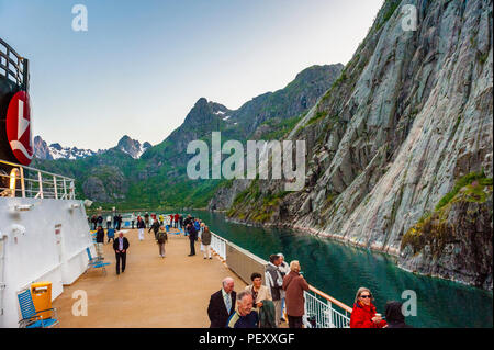 Le Troll Fjord Vesterålen sans petrole, dans le Nord de la Norvège, a appelé la plus belle mer du monde. Banque D'Images