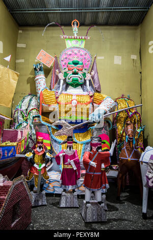 Kuala Lumpur, Malaisie. 17 août, 2018. Hungry Ghost Festival mise en place à Kuala Lumpur, Malaisie, le 17 août 2018. Un autre quartier est sett Banque D'Images