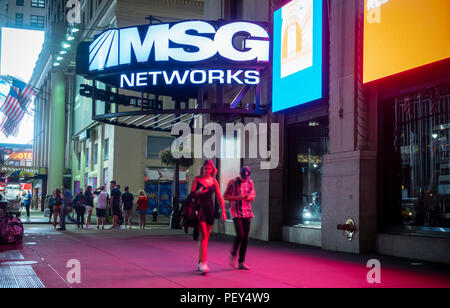 Les bureaux et studios de la MSG Networks en face de Penn Station à New York le Mardi, Août 14, 2018. Les réseaux MSG a annoncé un très bon quatrième trimestre, citant l'augmentation des frais, du contenu supplémentaire et une distribution plus large. (Â© Richard B. Levine) Banque D'Images