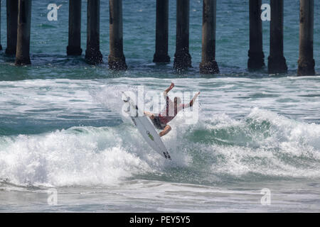 Colapinto Griffin en compétition dans l'US Open de surf 2018 Banque D'Images