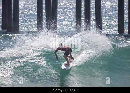 Colapinto Griffin en compétition dans l'US Open de surf 2018 Banque D'Images