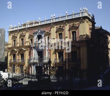 FACHADA DEL PALACIO EPISCOPAL DE MALAGA CON PORTADA BARROCA - siglo XVIII. Auteur : Antonio Ramos (1703-1782). Emplacement : Palacio Episcopal, Malaga, Espagne. Banque D'Images