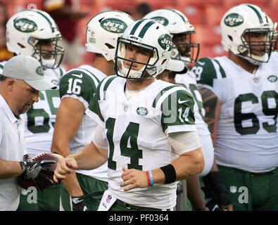 New York Jets quart-arrière Sam Darnold (14) avant le match contre les Redskins de Washington à FedEx Field à Landover, Maryland, le jeudi 16 août, 2018. Credit : Ron Sachs/CNP (restriction : NO New York ou le New Jersey Journaux ou journaux dans un rayon de 75 km de la ville de New York) | Conditions de crédit dans le monde entier : dpa photo alliance/Alamy Live News Banque D'Images