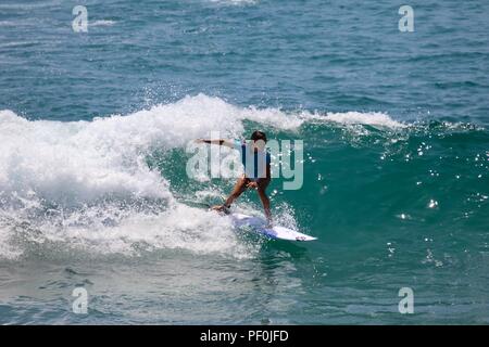 Malia Manuel concurrentes dans l'US Open de surf 2018 Banque D'Images