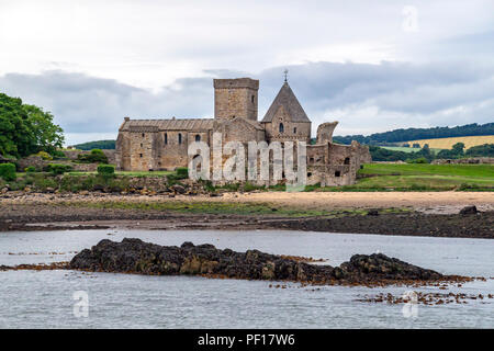 L'Abbaye de St Colm sur l'île de Inchcolm Firth of Forth en Ecosse UK Banque D'Images