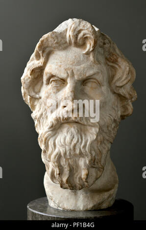 Buste en marbre d'Antisthène (philosophe grec : c450-370 BC) fondateur de l'école cynique de la philosophie. British Museum, Bloomsbury, London, England, UK Banque D'Images