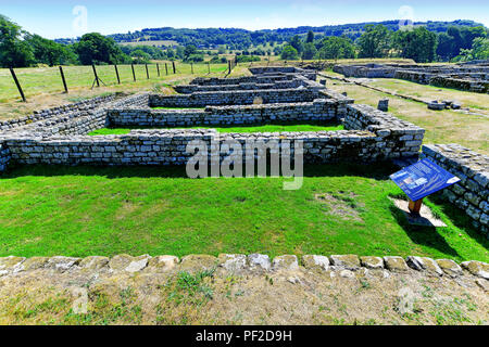 Mur romain de Chesters principal à Fort à la stabulation et d'alimentation pour les chevaux de cavalerie Banque D'Images