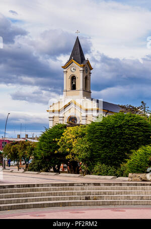 Maria Auxiliadora Church, Arturo Prat Place Principale, Puerto Natales, Ultima Esperanza Province, en Patagonie, au Chili Banque D'Images