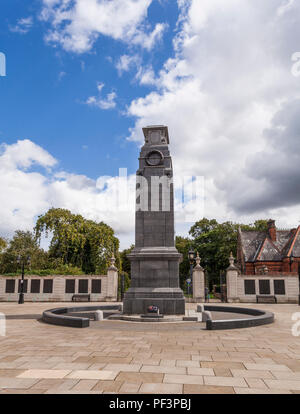 Le Cénotaphe de Middlesbrough est un monument situé dans le centre de Middlesbrough, Angleterre, Royaume-Uni Banque D'Images