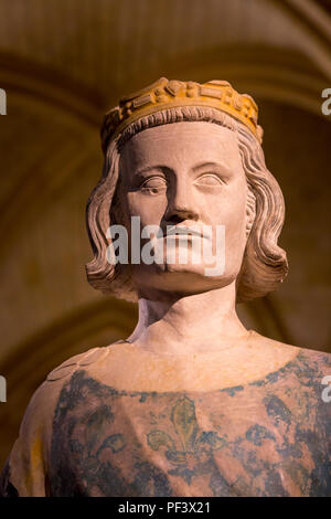 Buste du roi Louis IX (1214-1270 AD) - AKA St Louis, un réformateur king, sur l'affichage à l'intérieur de la Conciergerie, Paris, France Banque D'Images