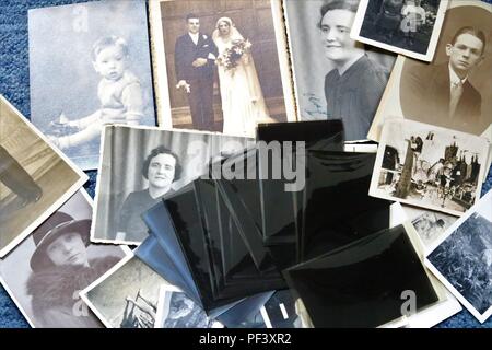 Vieilles photos noir et blanc, mariage, portrait, enfants, famille - Histoire sociale de 1930, 1940 Banque D'Images