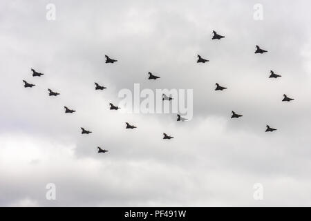 La RAF 100e anniversaire l'avion passer au-dessus de Londres en juillet 2018 Banque D'Images