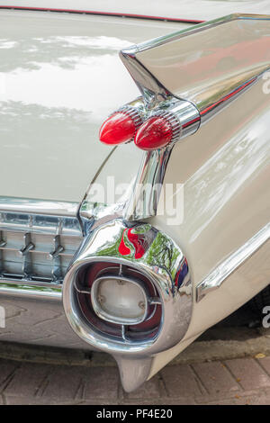 Classic 1959 quarterpanel avec aileron arrière Cadillac itâ€ s feux arrière distinctifs. Banque D'Images