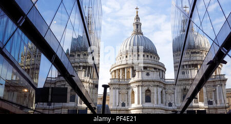 Cathédrale Saint-Paul vue de One New change à Londres Angleterre Royaume-Uni Banque D'Images