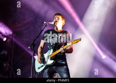 Allemagne, Cobourg, HUK Coburg Open Air - 18 août 2018 - Concert, James Blunt - Bild : James Blunt jouant son set à l'HUK Coburg Open Air 2018. Alamy Live News Entertainment / Crédit : Ryan Evans Crédit : Ryan Evans/Alamy Live News Banque D'Images