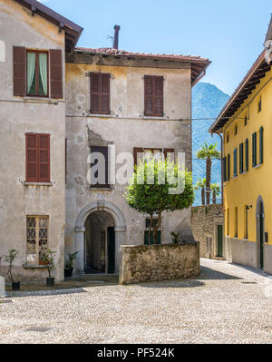 Vue panoramique à Lenno, petit village magnifique et donnant sur le lac de Côme, Lombardie, Italie. Banque D'Images