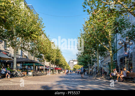 Francfort / ALLEMAGNE - 17 août 2018 : la Fressgass. Banque D'Images