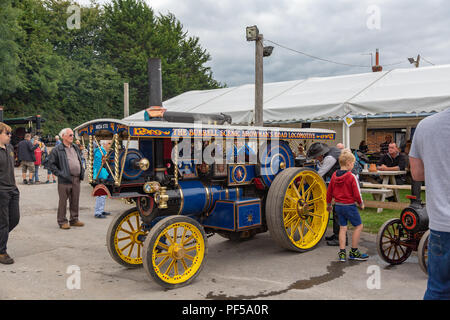 Jusqu'à vapeur, des moteurs d'arriver pour le grand bain à vapeur, Blandford Dorset juste, Dorset, UK Banque D'Images