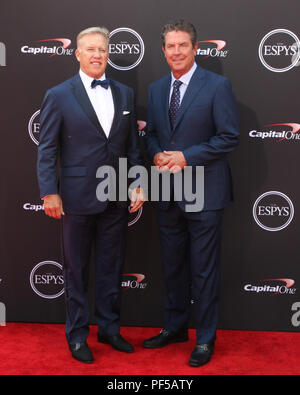 2018 Espy Awards tenue au Théâtre de Microsoft à Los Angeles, Californie avec : John Elway, Dan Marino Où : Los Angeles, California, United States Quand : 18 Jul 2018 Credit : Sheri Determan/WENN.com Banque D'Images