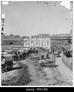 Atlanta, Géorgie. Les wagons de l'armée fédérale railroad depot Banque D'Images