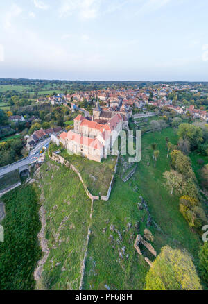 France, Indre, Berry, Saint Benoit du Sault, étiqueté Les Plus Beaux Villages de France (Les Plus Beaux Villages de France), le village et la p Banque D'Images