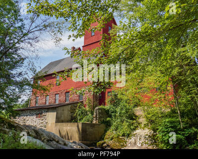 Vue sur le vieux moulin de la rivière Rouge Banque D'Images