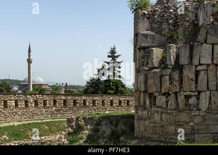 SKOPJE, RÉPUBLIQUE DE MACÉDOINE - 13 MAI 2017 : Skopje forteresse (forteresse de Kale) dans la vieille ville, de la République de Macédoine Banque D'Images